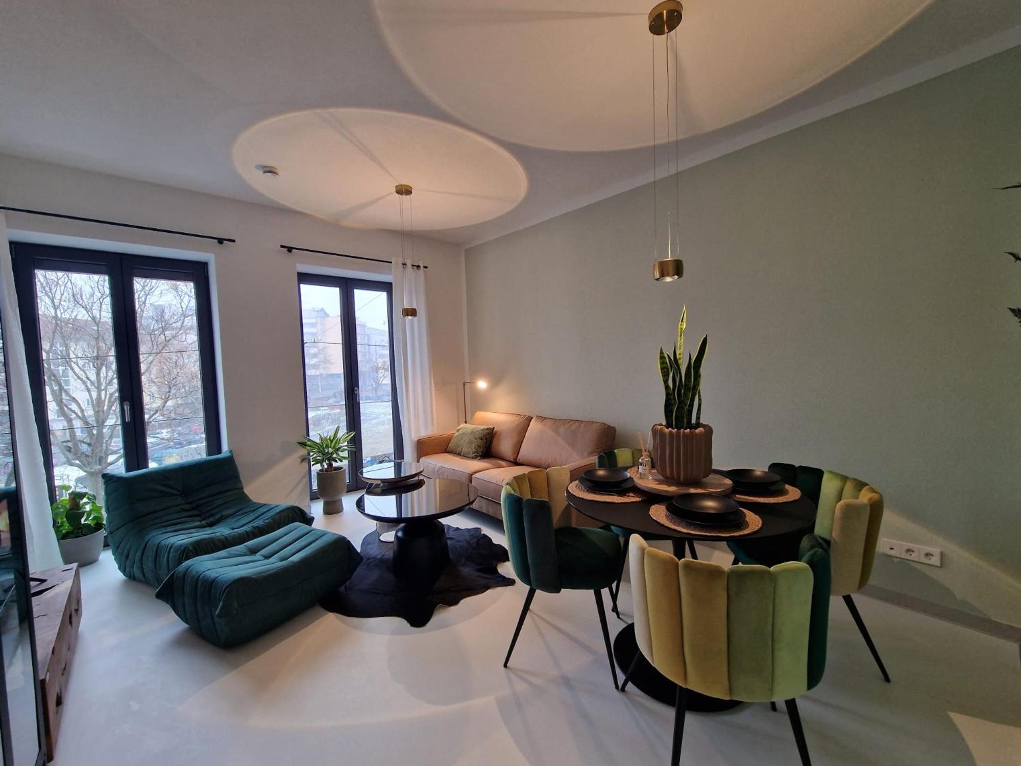 Stuttgart Lux Living - Stilvolles Wohnen Im Zentrum Номер фото