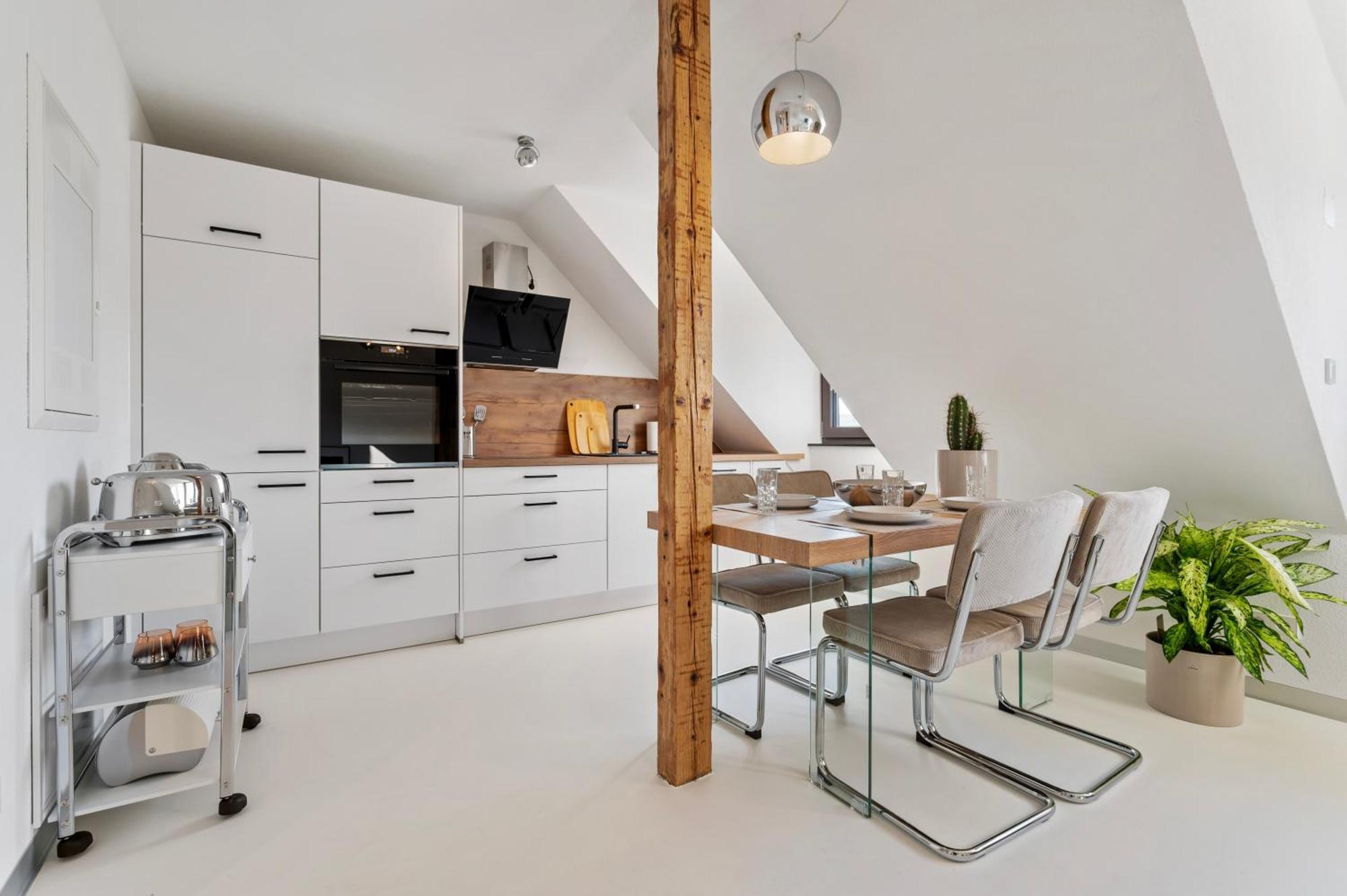 Stuttgart Lux Living - Stilvolles Wohnen Im Zentrum Экстерьер фото