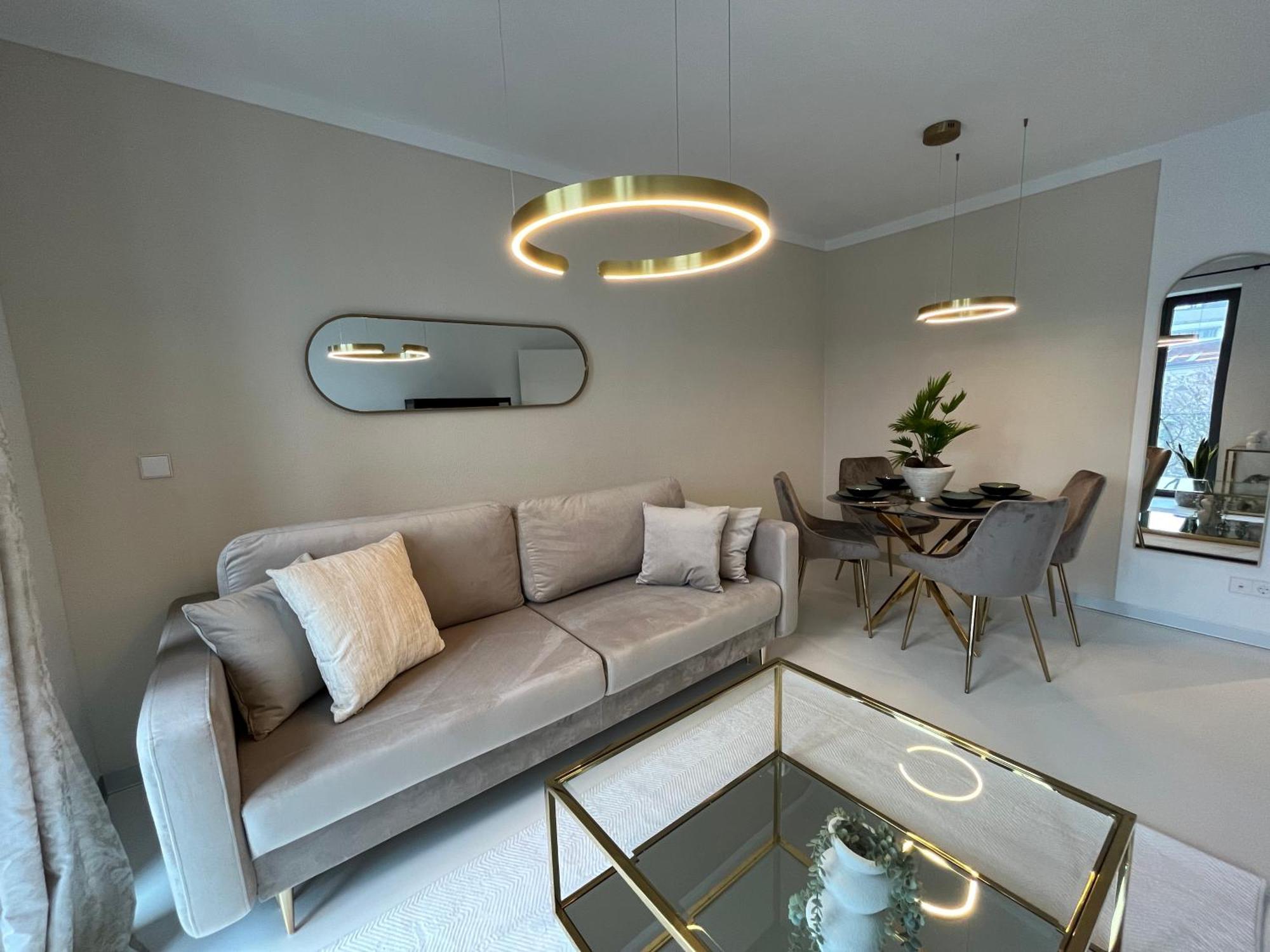 Stuttgart Lux Living - Stilvolles Wohnen Im Zentrum Номер фото