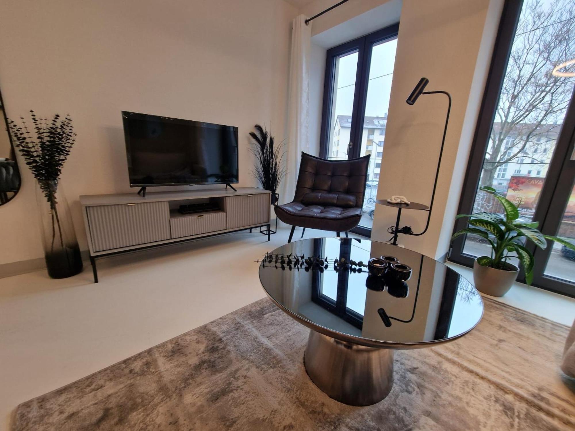 Stuttgart Lux Living - Stilvolles Wohnen Im Zentrum Номер фото