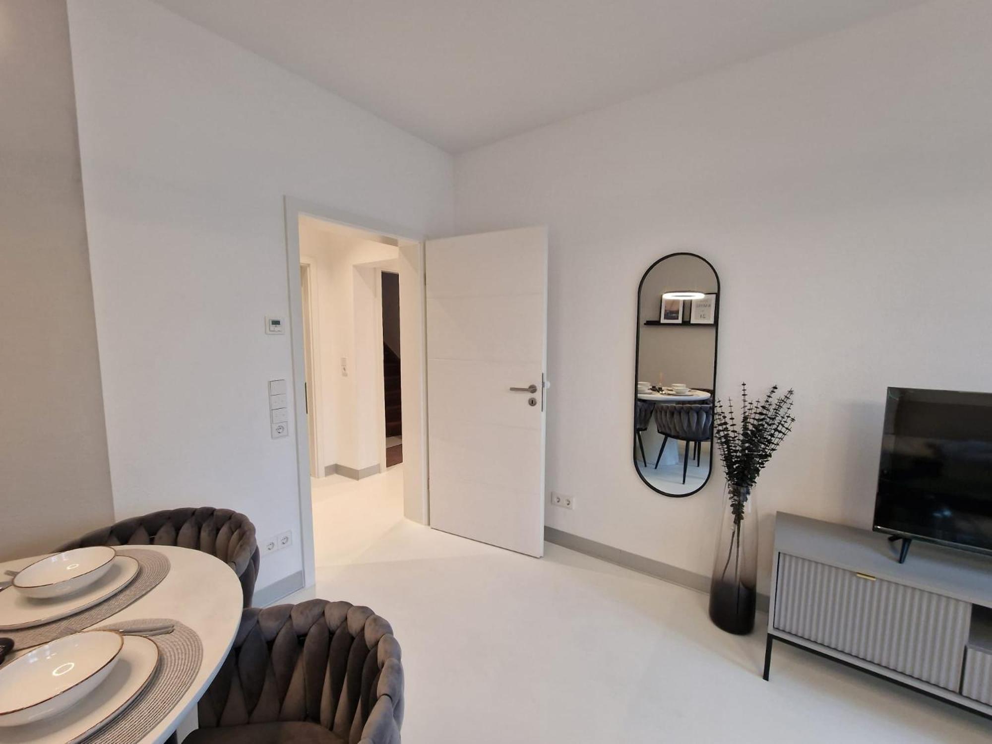 Stuttgart Lux Living - Stilvolles Wohnen Im Zentrum Номер фото